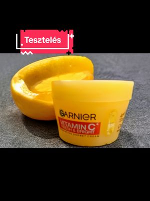 #reklam  A terméket a Garnier-től kaptam tesztelésre. Garnier Vitamin C Fresh & Bright Sorbet krém - ultrakönnyű napi hidratáló, ami nem hagy ragacsos érzetet és nem utolsó szempont, hogy nagyon jó illata van, de vigyázz, nem ehető! 🙃 #SorbetChallenge #all2test  #GarnierSorbetCream  @All2test_hungary @GARNIER_HUNGARY 