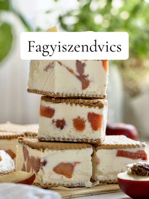 Ehhez a fagyiszendvicshez nem kell fagyigép… . . . Reklám | csak a kedvenc Kenwood robotgéped, amit ha még nem szereztél be, a SZOTYI20 kuponkódommal továbbra is 20% kedvezménnyel vásárolhatsz meg, köztük ezt a TITANIUM CHEF PATISSIER XL kis csodadarabot is ;)  Hozzávalók: A kompóthoz: 3 szem nektarin 2–3 ek cukor ½ citrom leve 1 ág kakukkfű (elhagyható, de szerintem finom) A krémhez: 400 ml habtejszín (min. 30%) 180–200 ml cukrozott sűrített tej (durván édes, bánj vele óvatosan, viszont sokkal krémesebb lesz tőle a fagyi) késhegynyi vanília vagy 1 tk vaníliakivonat Kb 200 g szögletes vajas keksz Először a kompótot készítsd el: a barackot vágd cikkekre, szórd meg a cukorral, facsard rá a citromot, és jöhet a kakukkfű is. Néhány perc alatt párold meg, és hagyd, hogy teljesen kihűljön. A tejszínt, a sűrített tejet és a vaníliát mérd a robotgép üstjébe, és verd közepesen kemény habbá. Egy szögletes formát bélelj ki folpackkal, az alját rakd ki keksszel, és simítsd rá a krém felét. Kanalazd bele a kompót ⅔ részét, majd jöhet a krém másik fele és a maradék kompót is. Borítsd be keksszel, és tedd a mélyhűtőbe, amíg meg nem dermed. Végül darabold fel, és már kóstolhatod is. A maradékot érdemes egyenként sütőpapírba csomagolva tárolni. #kenwood #fagyiszendvics #házifagyi #icecream #kenwoodtitaniumchefpatissierxl 